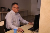 Присутствие наблюдателей на избирательных участках определено законом. Сегодня и завтра члены Общественной палаты Магнитогорска и представители Магнитогорского городского Совета ветеранов будут следить за тем, как проходят выборы главы региона